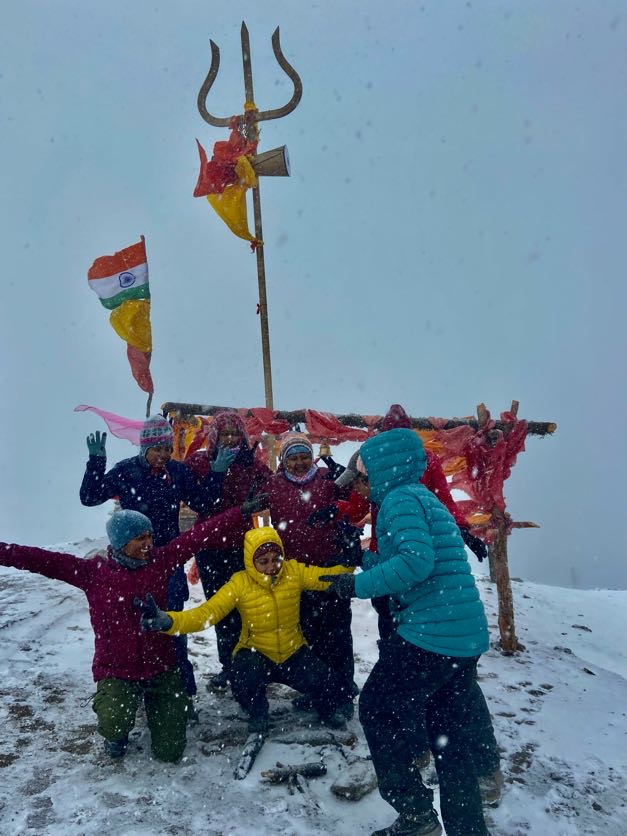 Brahmatal Trek frozen lake in winter